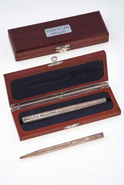 YAR-O-Led. penna stilografica, a sfera e portamine  - Asta Luxury Vintage e Penne da Collezione - Associazione Nazionale - Case d'Asta italiane