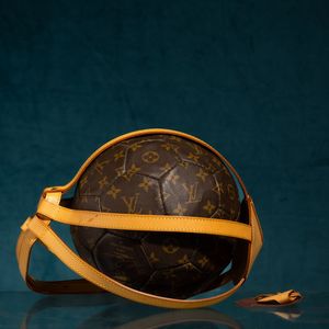 Louis Vuitton Mondiali Francia 1998<BR>  - Asta Luxury Vintage e Penne da Collezione - Associazione Nazionale - Case d'Asta italiane