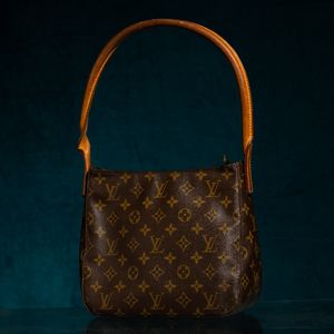 Louis Vuitton Looping GM  - Asta Luxury Vintage e Penne da Collezione - Associazione Nazionale - Case d'Asta italiane