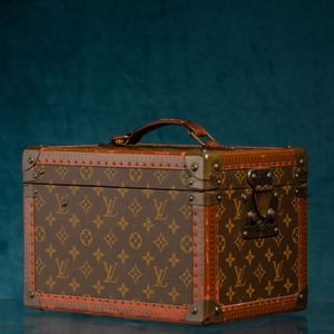 Louis Vuitton Beauty Case/ Portagioie Iconico  - Asta Luxury Vintage e Penne da Collezione - Associazione Nazionale - Case d'Asta italiane