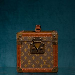 Louis Vuitton Beauty Case/ Portagioie Iconico  - Asta Luxury Vintage e Penne da Collezione - Associazione Nazionale - Case d'Asta italiane