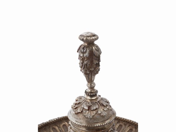 Campanello da scrivania in argento  - Asta Una casa al Ponte Vecchio - Associazione Nazionale - Case d'Asta italiane