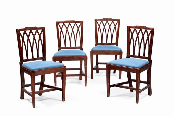 Quattro sedie in legno intagliato. XIX secolo  - Asta Dimore italiane - Associazione Nazionale - Case d'Asta italiane