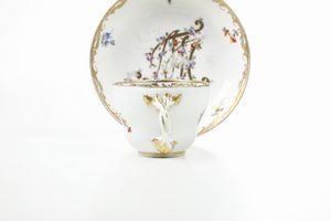 Un piattino e una tazza<BR>Vienna, XVIII e XX secolo <BR>  - Asta Dimore italiane - Associazione Nazionale - Case d'Asta italiane