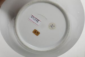 Grande tazza con piattino <BR>Probabilmente Parigi, XIX secolo  - Asta Dimore italiane - Associazione Nazionale - Case d'Asta italiane