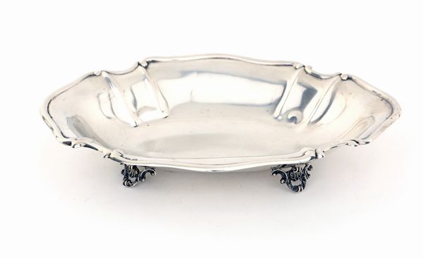 Vaschetta ovale sagomata in metallo argentato  - Asta Asta a Tempo a Libera Offerta - Arredi per la Tavola in Silver Plated - Associazione Nazionale - Case d'Asta italiane