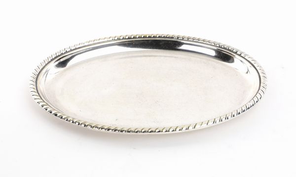 Piccolo vassoio ovale in metallo argentato, Macab Cusano Milanino  - Asta Asta a Tempo a Libera Offerta - Arredi per la Tavola in Silver Plated - Associazione Nazionale - Case d'Asta italiane