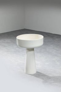 ANGELO MANGIAROTTI - Fioriera in ceramica smaltata. Marchio del produttore. Prod. Brambilla  anni '70 cm 64x45  Difetti