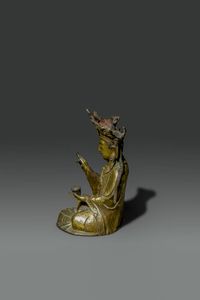 BUDDHA : Buddha in bronzo dorato seduto  - Asta Asta di Arte Orientale - Associazione Nazionale - Case d'Asta italiane