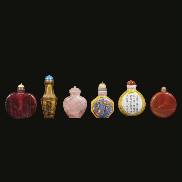 GRUPPO DI SEI SNUFF BOTTLES, CINA, DINASTIA QING, SEC.XIX-XX  - Asta Arte Orientale - Associazione Nazionale - Case d'Asta italiane