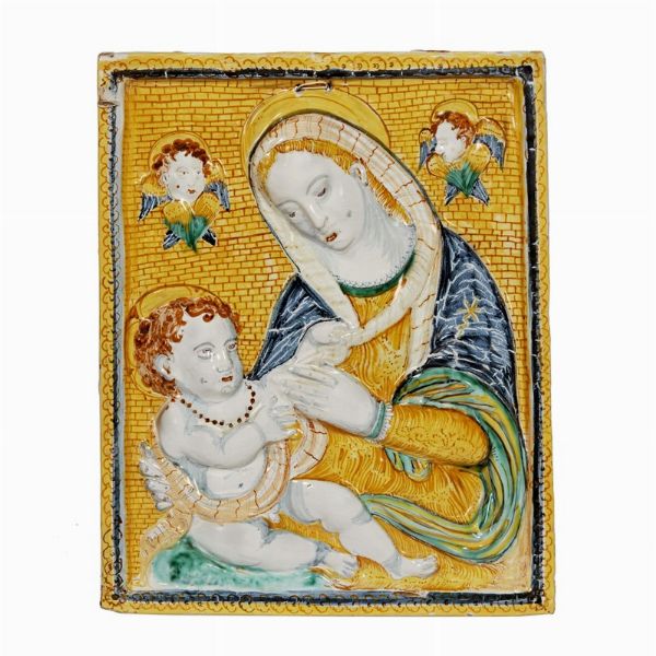 PLACCA IN MAIOLICA, SIENA, SECOLO XVII  - Asta CERAMICA. MAIOLICHE E PORCELLANE DAL XVI AL XIX SECOLO - Associazione Nazionale - Case d'Asta italiane