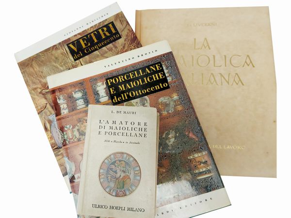 Maioliche, porcellane, vetri  - Asta Libri Antichi e d'Arte - Associazione Nazionale - Case d'Asta italiane