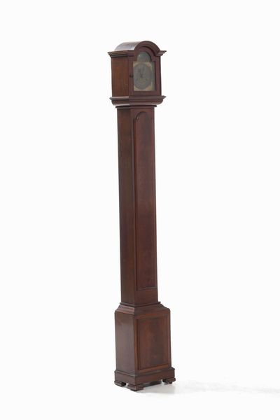 Orologio a torre con cassa in legno. Inghilterra XIX secolo  - Asta Antiquariato Luglio - Associazione Nazionale - Case d'Asta italiane