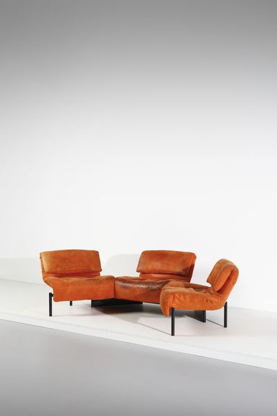 MAGISTRETTI VICO (1920 - 2006) : Divano Veranda per Cassina  - Asta Asta 417 | DESIGN E ARTI DECORATIVE DEL NOVECENTO Online - Associazione Nazionale - Case d'Asta italiane