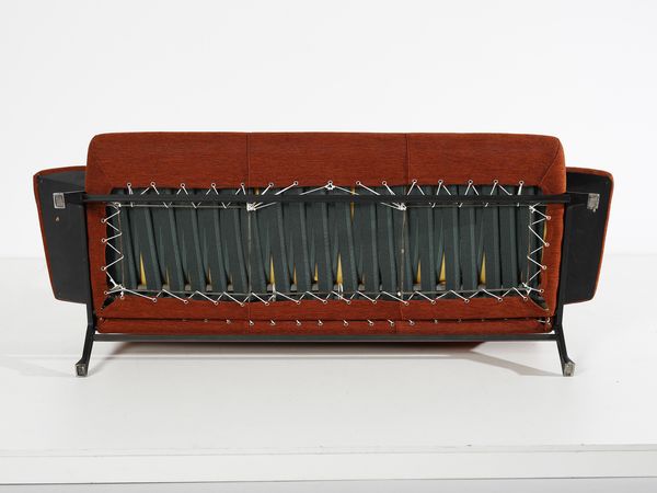 MENGHI ROBERTO (1920 - 2006) : Divano Hall per Arflex  - Asta Asta 417 | DESIGN E ARTI DECORATIVE DEL NOVECENTO Online - Associazione Nazionale - Case d'Asta italiane