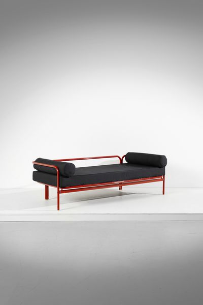 AULENTI GAE (1927 - 2012) : Divanetto Locus Solus per Poltronova  - Asta Asta 417 | DESIGN E ARTI DECORATIVE DEL NOVECENTO Online - Associazione Nazionale - Case d'Asta italiane