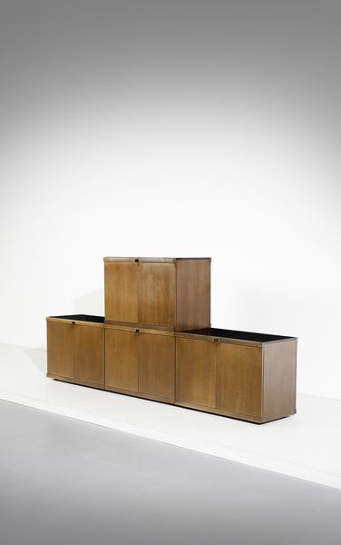 MANGIAROTTI ANGELO (1921 - 2012) : Credenza modulare 4D per Molteni  - Asta Asta 417 | DESIGN E ARTI DECORATIVE DEL NOVECENTO Online - Associazione Nazionale - Case d'Asta italiane