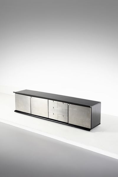 ACERBIS LODOVICO (n. 1939) : Credenza per Acerbis International  - Asta Asta 417 | DESIGN E ARTI DECORATIVE DEL NOVECENTO Online - Associazione Nazionale - Case d'Asta italiane