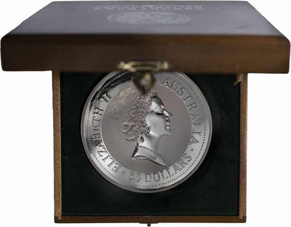 Australia, ELIZABETH II, 1952-2022 : 30 Dollari The Australian Kookaburra  - Asta Numismatica - Associazione Nazionale - Case d'Asta italiane