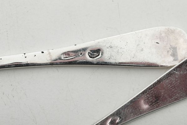 Quattro cucchiaini. Differenti manifatture ed epoche  - Asta Argenti - Associazione Nazionale - Case d'Asta italiane