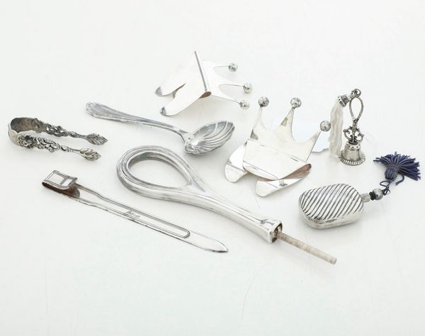 Insieme di oggetti in argento. Differenti manifatture del XX secolo  - Asta Argenti - Associazione Nazionale - Case d'Asta italiane