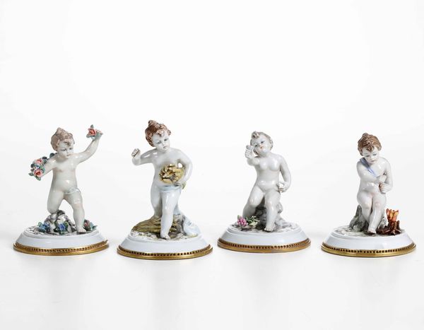 Figurine con le quattro stagioni<BR>XX secolo  - Asta Ceramiche - Associazione Nazionale - Case d'Asta italiane
