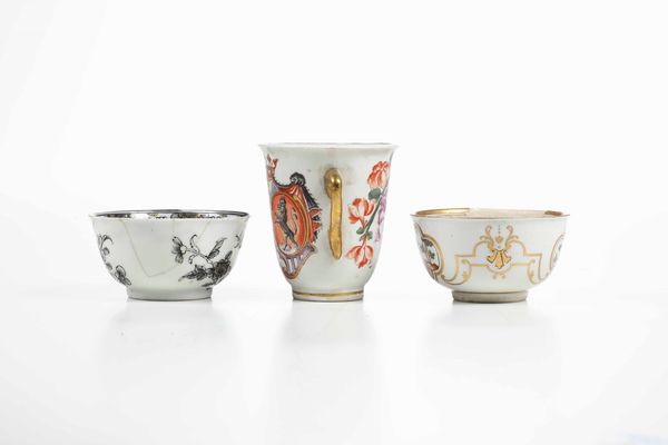 Tre tazze <BR>Vienna e Doccia, verso 1750  - Asta Ceramiche - Associazione Nazionale - Case d'Asta italiane