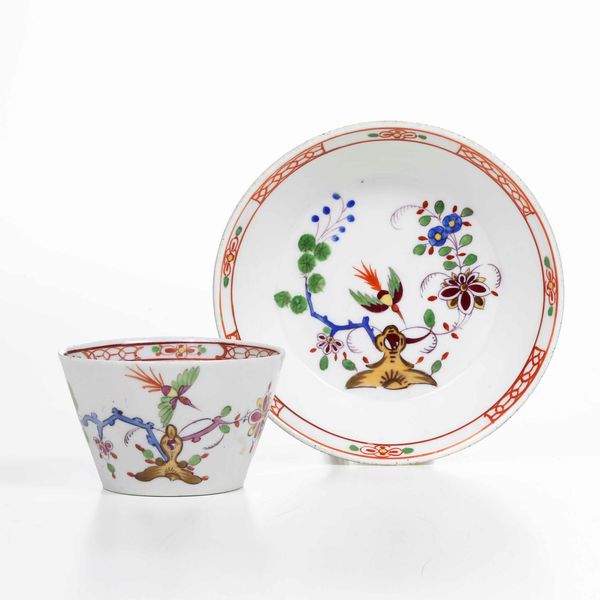 Tazza con piattino<BR>Meissen, 1816-1824  - Asta Ceramiche - Associazione Nazionale - Case d'Asta italiane