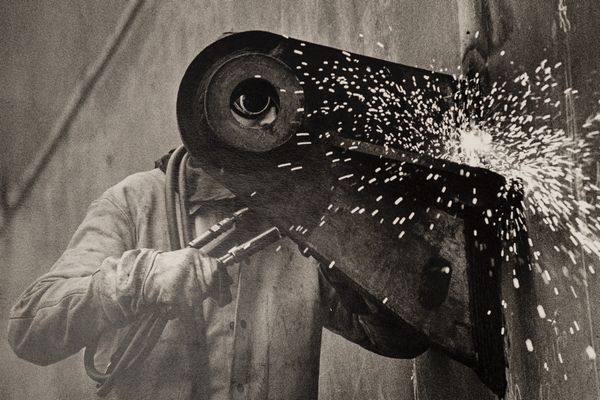 SALGADO SEBASTIAO (n. 1944) : Lotto composto da n.4 fotografie della serie 'Workers, an archaeology of the Industrial age'.  - Asta Asta 418 | ARTE MODERNA E CONTEMPORANEA Online - Associazione Nazionale - Case d'Asta italiane