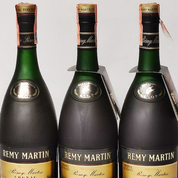 Remy Martin VSOP, Cognac Petite Champagne  - Asta Sunset Spirits - Associazione Nazionale - Case d'Asta italiane