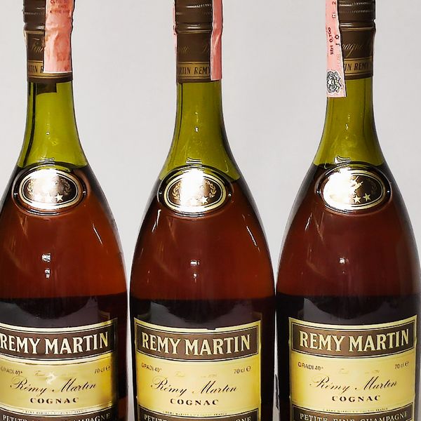 Remy Martin, Cognac Petite Champagne  - Asta Sunset Spirits - Associazione Nazionale - Case d'Asta italiane