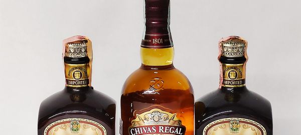 Chivas Regal 12 Years, Lochan Ora, Liqueur & Scotch Whisky  - Asta Sunset Spirits - Associazione Nazionale - Case d'Asta italiane