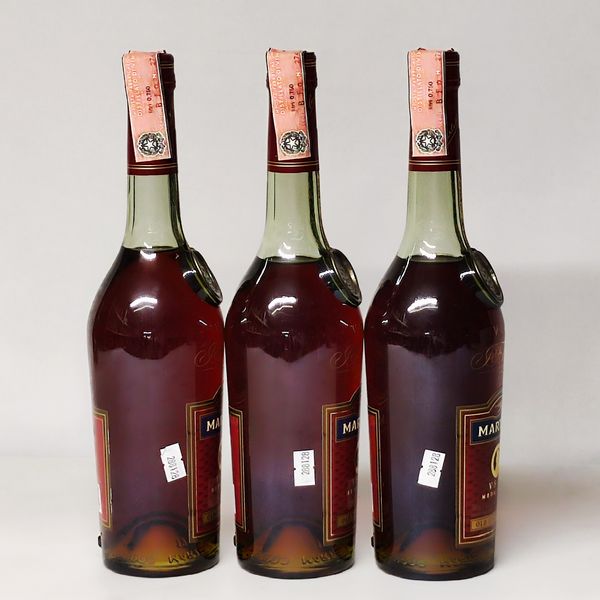 Martell Medaillon VSOP, Old Fine Cognac  - Asta Sunset Spirits - Associazione Nazionale - Case d'Asta italiane