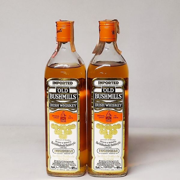 Old Bushmills, Irish Whiskey  - Asta Sunset Spirits - Associazione Nazionale - Case d'Asta italiane