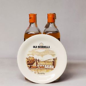 Old Bushmills, Irish Whiskey  - Asta Sunset Spirits - Associazione Nazionale - Case d'Asta italiane