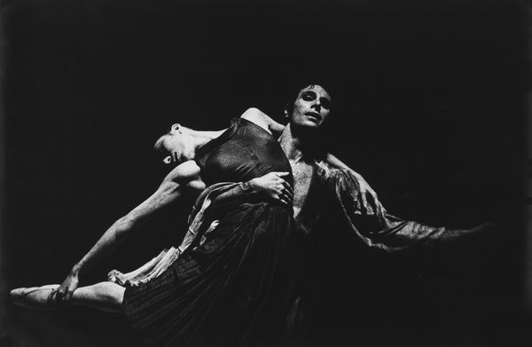 Emanuela Sforza : Luciana Savignano e Paolo Bortoluzzi in Tre notti d'estate, Teatro Comunale di Firenze  - Asta Fotografia - Associazione Nazionale - Case d'Asta italiane