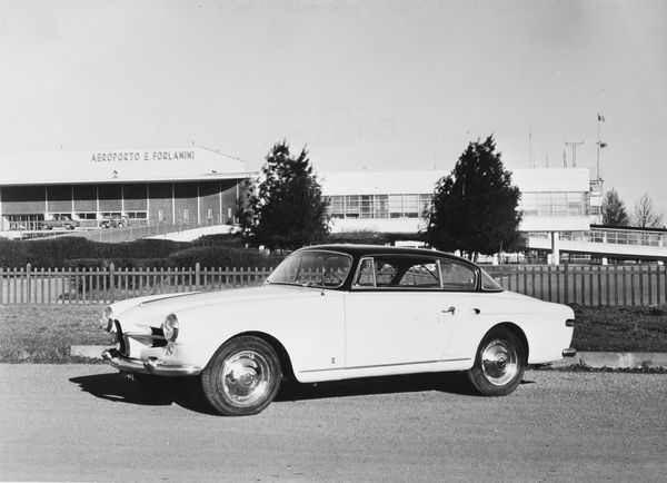 Anonimo : Alfa Romeo Coup 1900, carrozzeria Vignale  - Asta Fotografia - Associazione Nazionale - Case d'Asta italiane