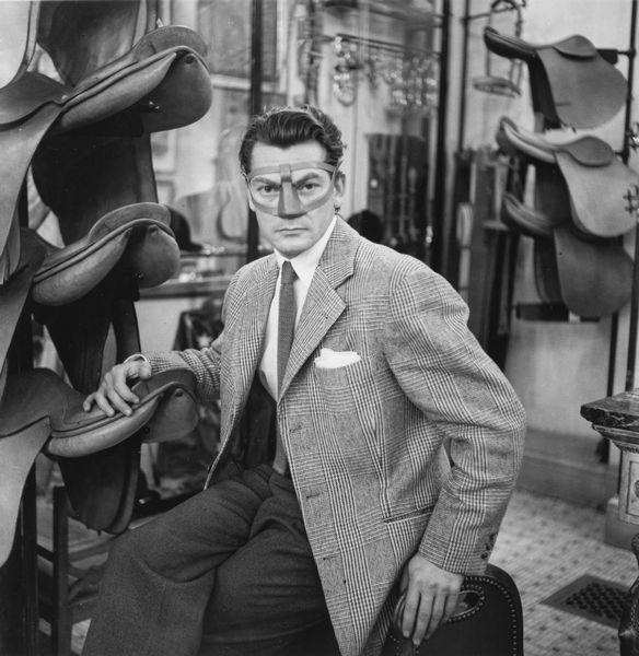 EDOUARD BOUBAT : Jean Marais chez Herms  - Asta Fotografia - Associazione Nazionale - Case d'Asta italiane