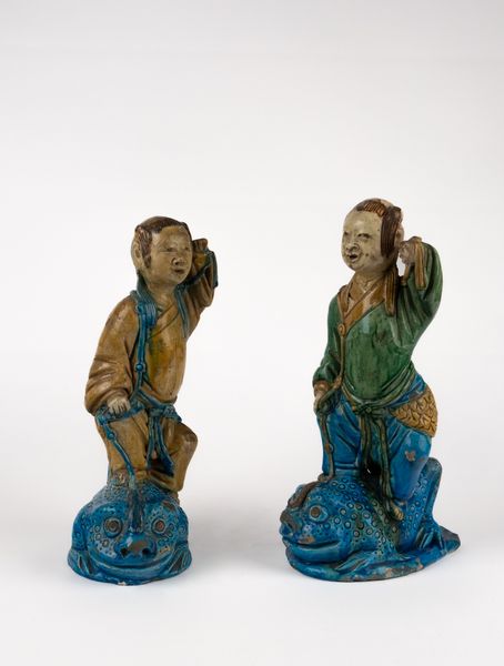 Coppia di sculture in ceramica policroma. Cina, secolo XIX  - Asta Incanti d'Asia - Associazione Nazionale - Case d'Asta italiane