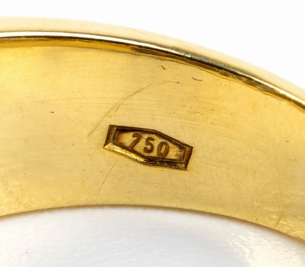 Anello in oro e diamanti  - Asta Gioielli, orologi, argenti e penne - Associazione Nazionale - Case d'Asta italiane