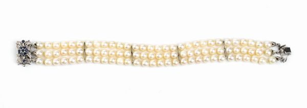 Bracciale con perle, fermezza in oro bianco e zaffiri  - Asta Gioielli, orologi, argenti e penne - Associazione Nazionale - Case d'Asta italiane