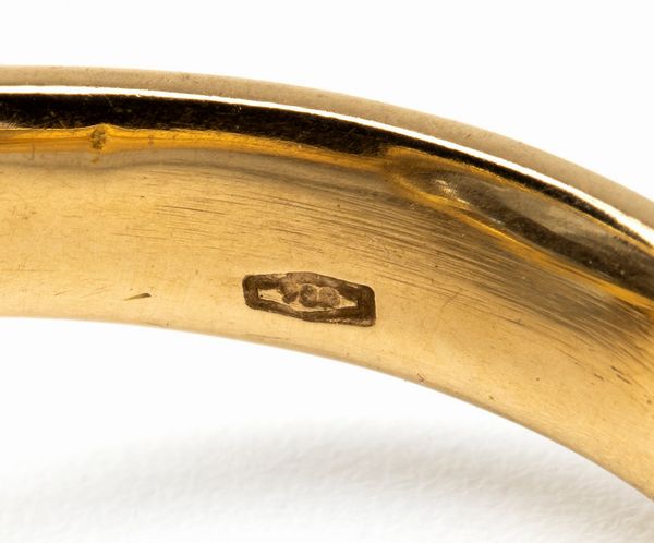 Anello in oro con acquamarina  - Asta Gioielli, orologi, argenti e penne - Associazione Nazionale - Case d'Asta italiane