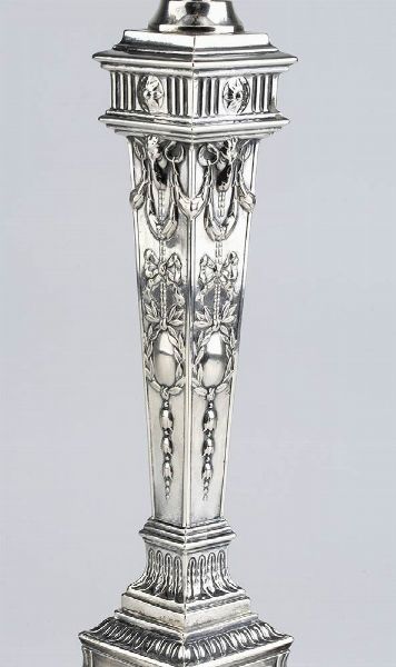 Candelabro tedesco in argento - fine XIX, inizio XX secolo  - Asta Gioielli, orologi, argenti e penne - Associazione Nazionale - Case d'Asta italiane