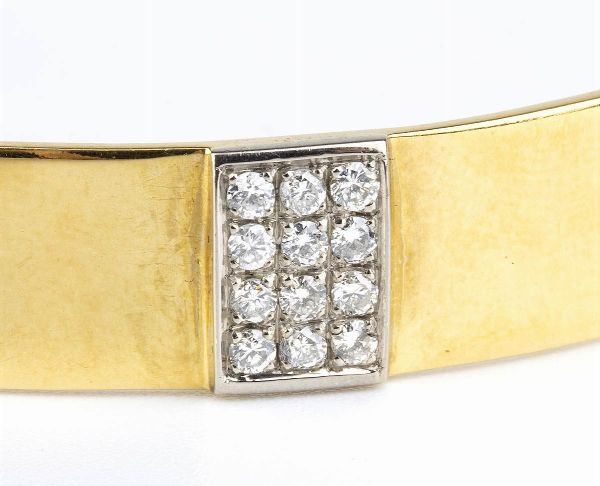 Bracciale rigido in oro e diamanti  - Asta Gioielli, orologi, argenti e penne - Associazione Nazionale - Case d'Asta italiane