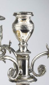 Candelabro italiano in argento - 1872-1935  - Asta Gioielli, orologi, argenti e penne - Associazione Nazionale - Case d'Asta italiane