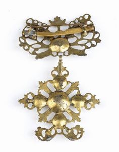 Croce pendente in argento - Oreficeria siciliana del XVIII secolo  - Asta Gioielli, orologi, argenti e penne - Associazione Nazionale - Case d'Asta italiane