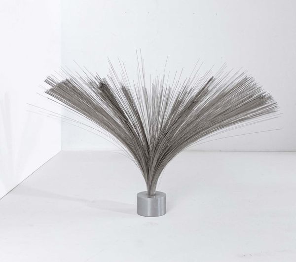 Harry Bertoia, Attribuito a : Scultura mod. Spary  - Asta Arredi del '900 - Associazione Nazionale - Case d'Asta italiane