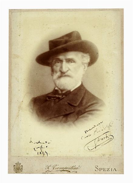 GIUSEPPE VERDI : Dedica e firma autografa su ritratto all'albumina.  - Asta Autografi e manoscritti, Futurismo, libri del Novecento e libri d'artista [Parte I] - Associazione Nazionale - Case d'Asta italiane