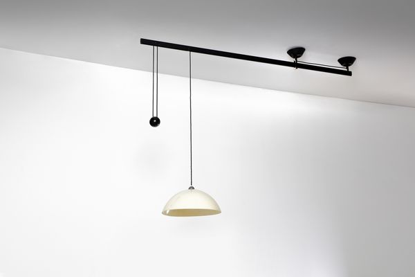 MAGISTRETTI VICO (1920 - 2006) : Lampada a sospensione mod. L'impiccato per Artemide  - Asta Asta 420 | DESIGN E ARTI DECORATIVE DEL NOVECENTO Online - Associazione Nazionale - Case d'Asta italiane