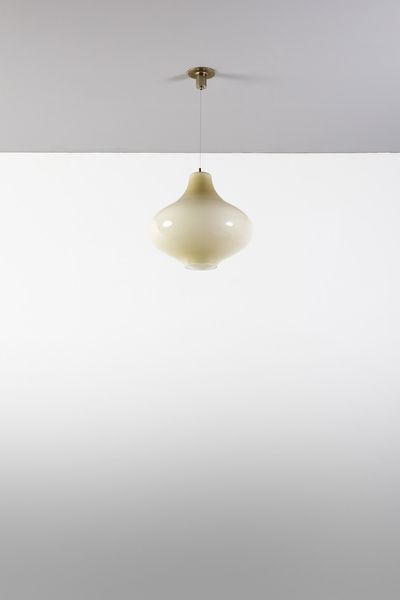 PIANON ALESSANDRO (1931 - 1964) : Lampada a sospensione per Vistosi con struttura in ottone e diffusore in vetro incamiciato  - Asta Asta 420 | DESIGN E ARTI DECORATIVE DEL NOVECENTO Online - Associazione Nazionale - Case d'Asta italiane